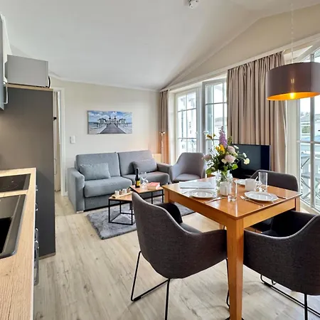 451, Seepark Зеллин