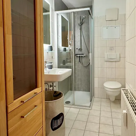 Apartment 451, Seepark *