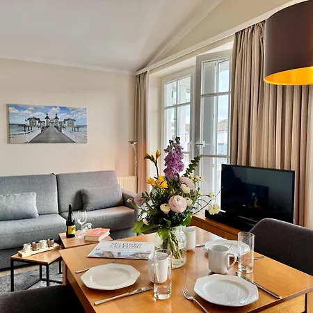451, Seepark Apartment *